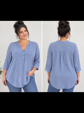 Ladies light blue 3/4 sleeve blouse